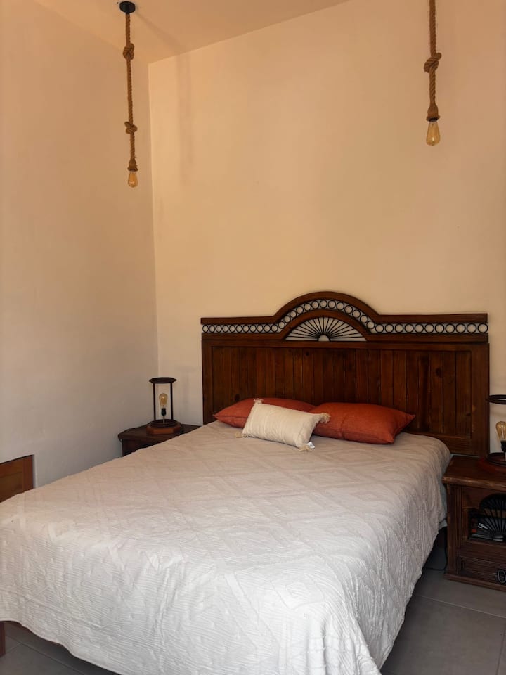 Dhomë gjumi 2