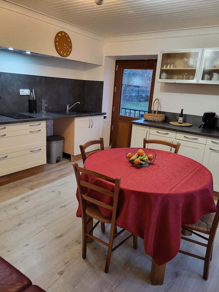 "Une Pause En Aubrac" Gîte 4 Personnes - Nasbinals