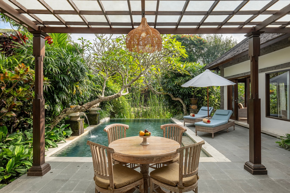 Home in Kecamatan Ubud · ★New · 2 bedrooms · 3 beds · 2 private baths, συγκρίσιμο Airbnb