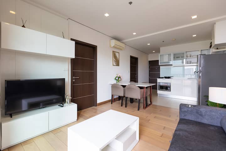 Prime 2br Suite @ The Astra · Pool & Gym - Thailand