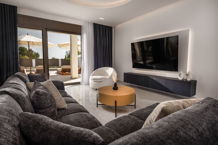 Nuera Luxury Villa 2 - 4br With Pool - Zakinthos