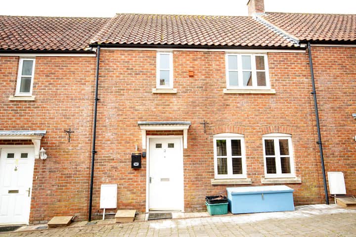 3 Crown Barton - Glastonbury