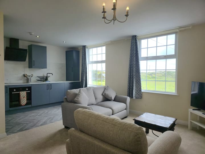 1 Bedroom + Sofa Bed In Centre Of Trearddur Bay - Rhosneigr