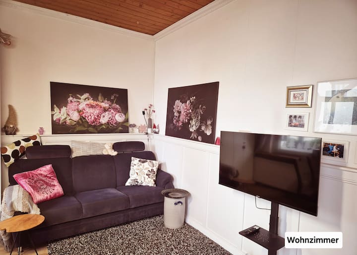 Zentrale Wohnung: Bauerngarten, Strand Nordseenähe - Elsfleth