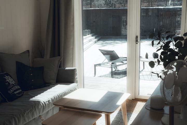 Spacious Forest Guesthouse With Large Terrace - Sandhamn