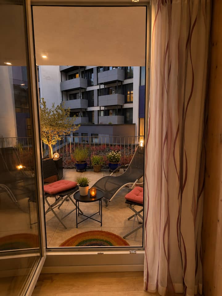 Studio W/ Balcony + Private Parking Available - Colonia