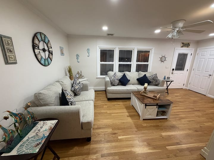 Shore House | Beach + Boardwalk | Parking For 7 - Point Pleasant Beach, NJ