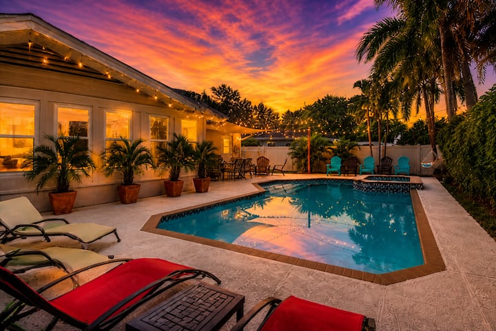 Tropical Home: Private Pool, Near Clearwater Beach - Clearwater, FL