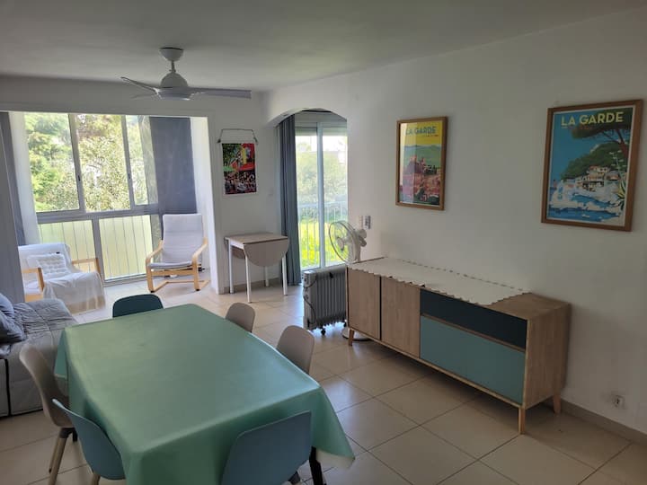 Appartement T2 Proche Plages Et Vieux Centre - La Garde