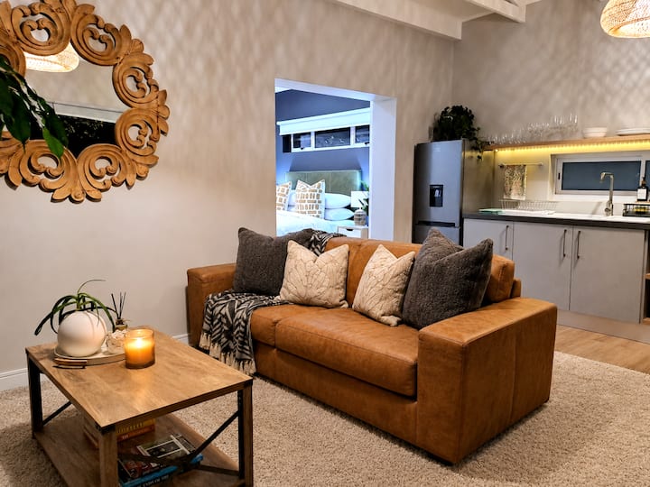 The Wild Raisin Guest Suite - Port Elizabeth