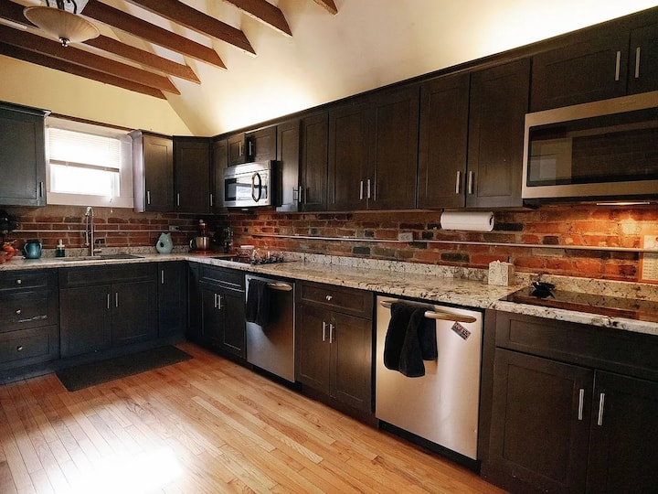 Spacious 7br/4ba Home In New Haven 10 Mins To Yale - Connecticut
