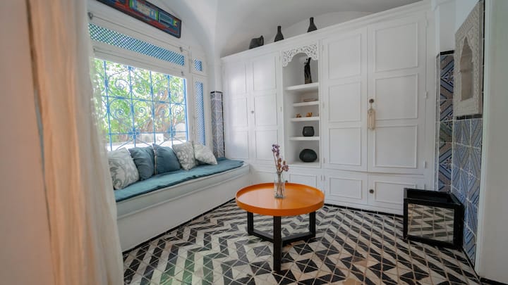 Dar Marsa Cubes | 5-suites Serviced Villa - Marsa