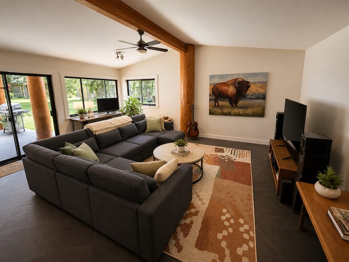 Paradise Valley Escape - Squamish