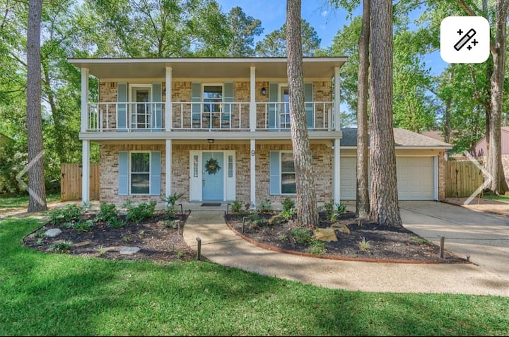 Blue Door Oasis - The Woodlands, TX