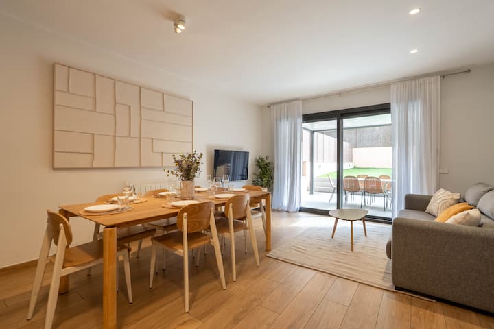 Cozy Apartment With A Relaxing Garden - Girona