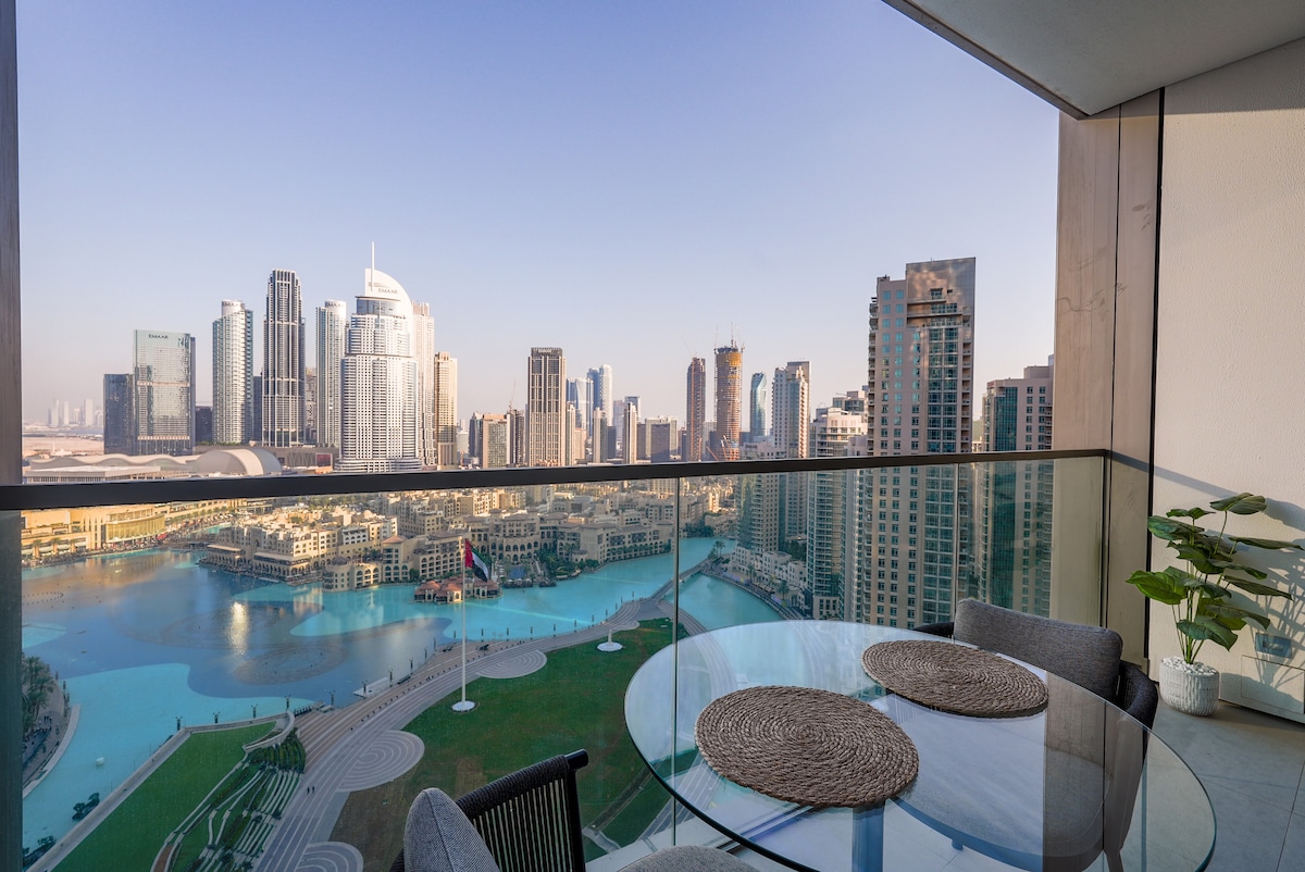 2 Bedroom Furnished Apartment with Burj Khalifa & Fountain View · III 5