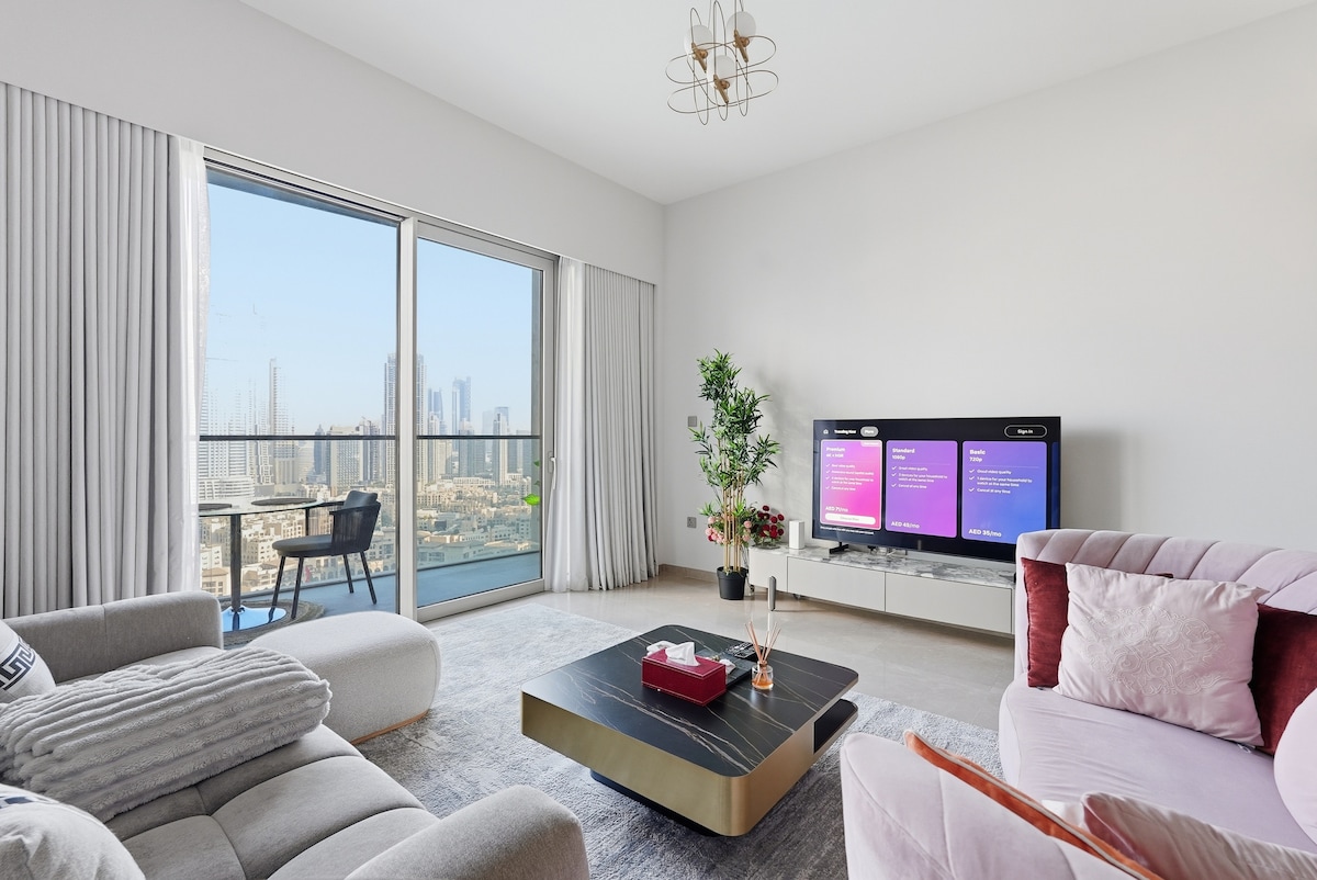 2 Bedroom Furnished Apartment with Burj Khalifa & Fountain View · III 2