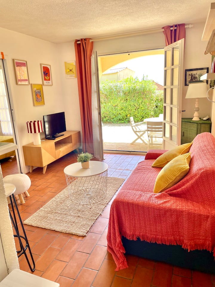 T3 Jardin Privé Dans Résidence Arborée Et Piscine - Le Lavandou