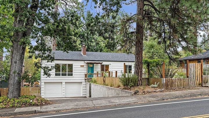 Willamette Street Home In South Eugene - Eugene, OR