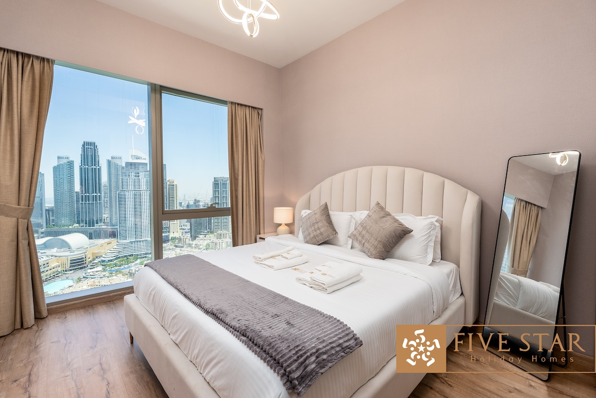 2 Bedroom Furnished Apartment with Burj Khalifa & Fountain View · IV 5