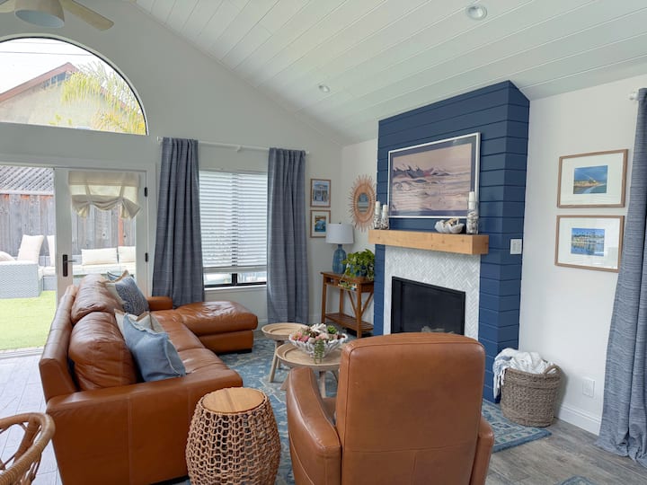 Renovated Gem Steps From The Cliff - Capitola, CA