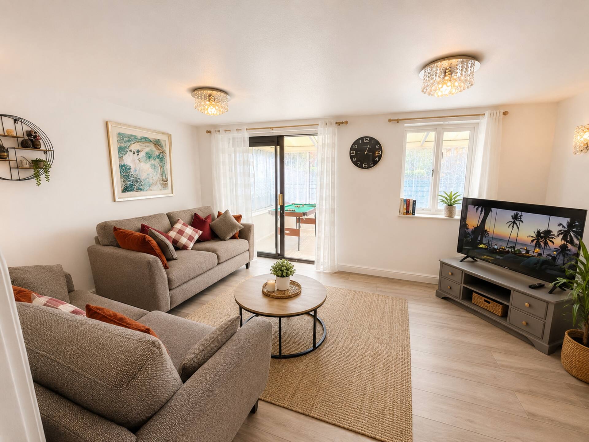 5 Bedrooms Luxurious Home in Central Derby, Darley Abbey FREE PARKING