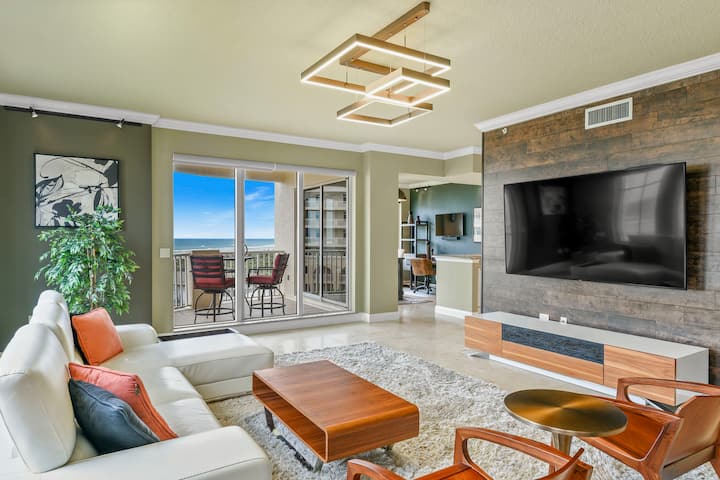 Oceanfront Minorca Condo • 7th Floor • Pool • Nsb - New Smyrna Beach, FL