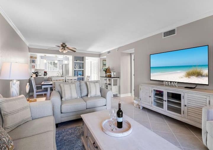 Bradenton Beach Escape - Bradenton Beach, FL