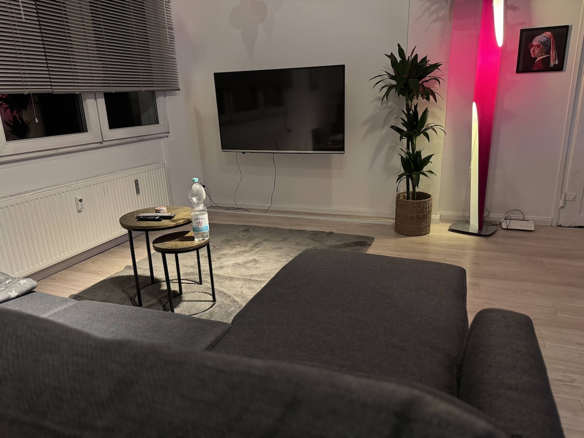 Modern and calm | Close to Düsseldorf and the exhibition center
