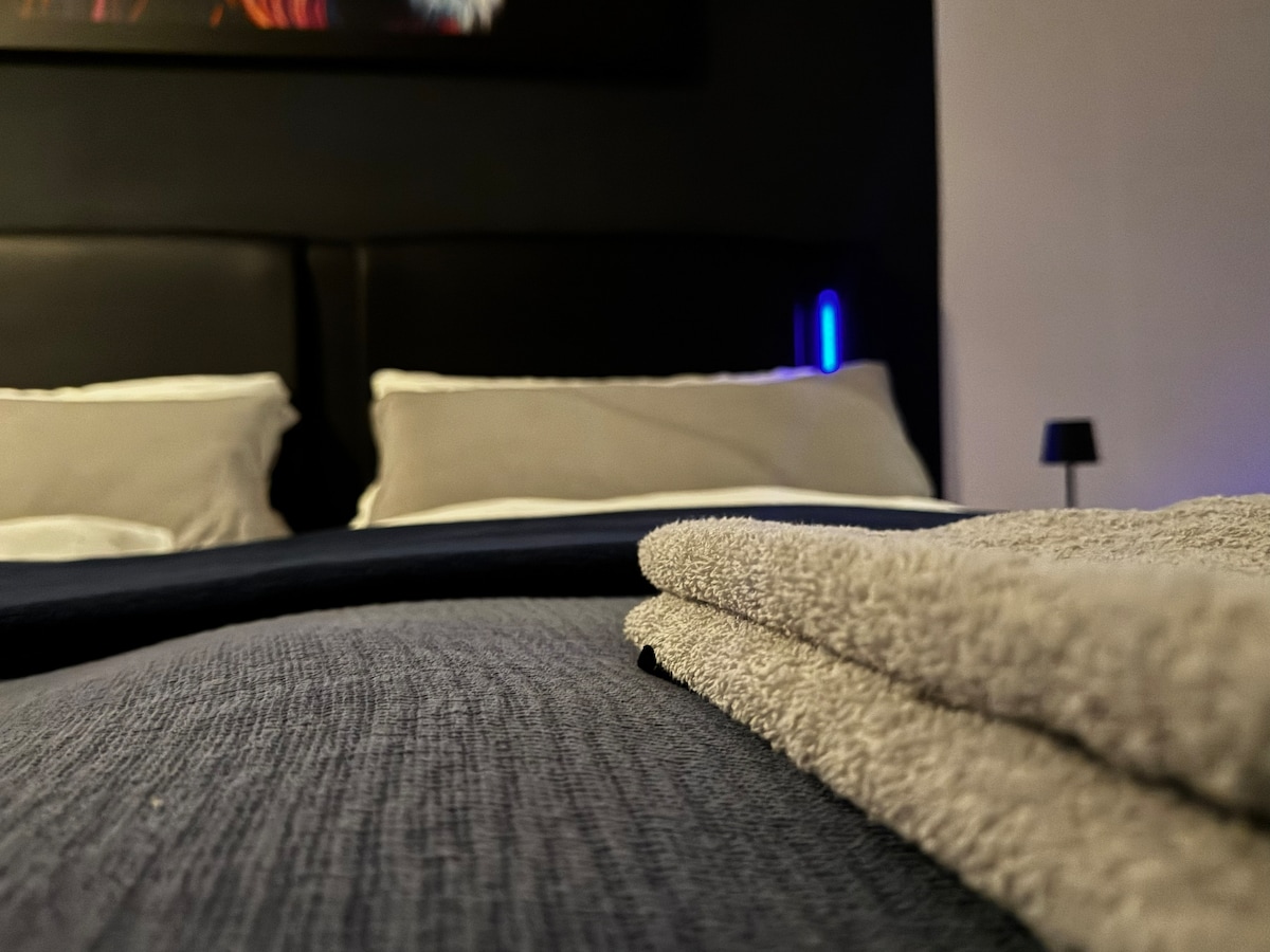 Modern and calm | Close to Düsseldorf and the exhibition center