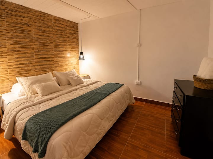 Loft Studio |Céntrico | Cama King | Wifi-tv Smart* - Salento, Colombia