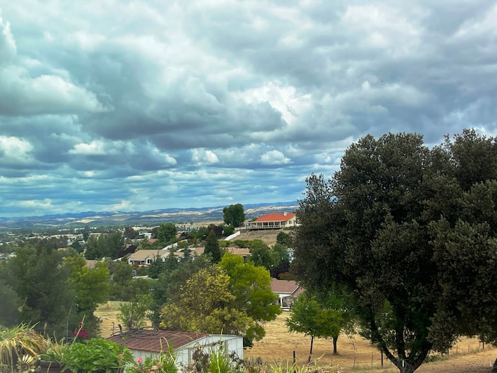Linnys Place - Templeton, CA