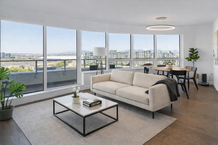 Luxurious Boutique 2br Condo - Richmond