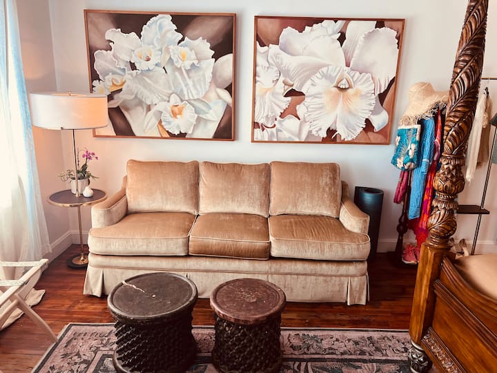 Romantic & Historic Studio Flat - Sarasota, FL