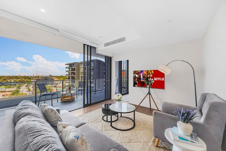 2br Haven + Parking | Walk To Cafés, Train & More - 크로 네스트