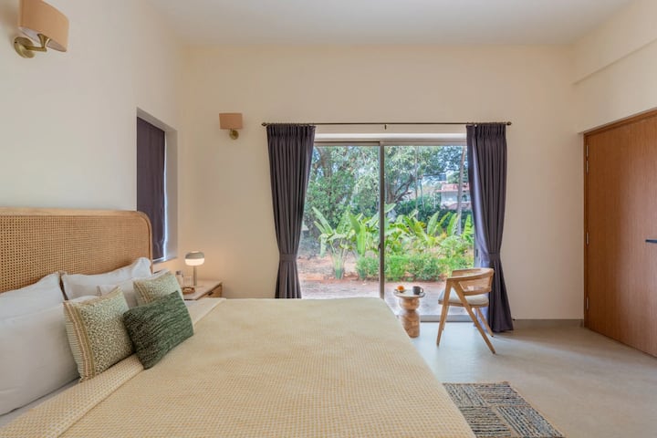 Bedroom 1 image 1