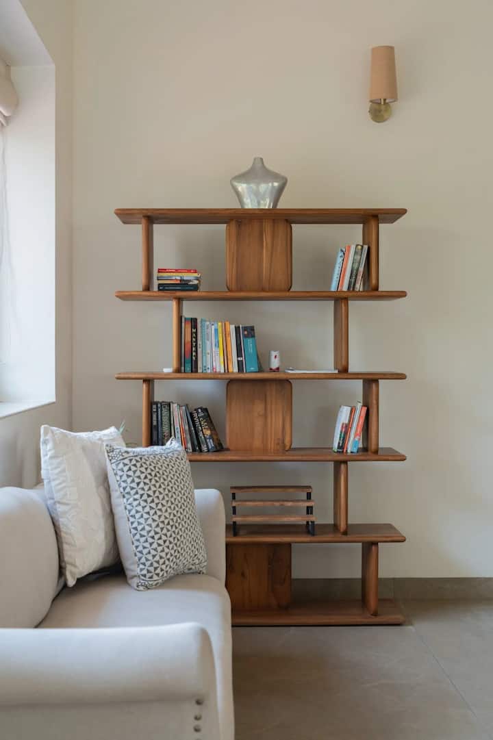 Living room image 6