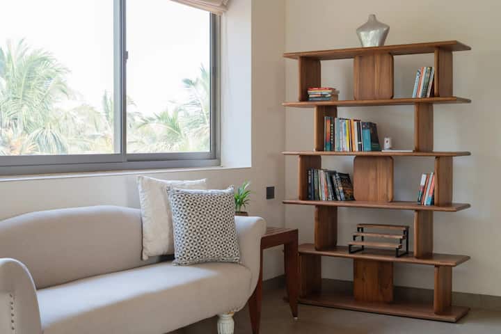 Living room image 7