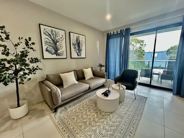 Modern Apartment With Parking|near Shops&transport - Griffith University, Nathan Campus