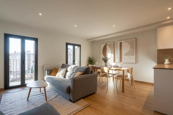 Renovated Penthouse In Girona Center - Girona