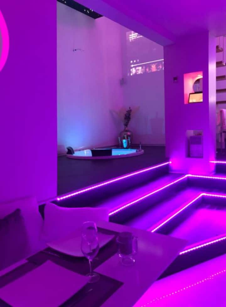 Loft Deliciae -Jacuzzi Romantique, Sauna & Balnéo - Remoulins