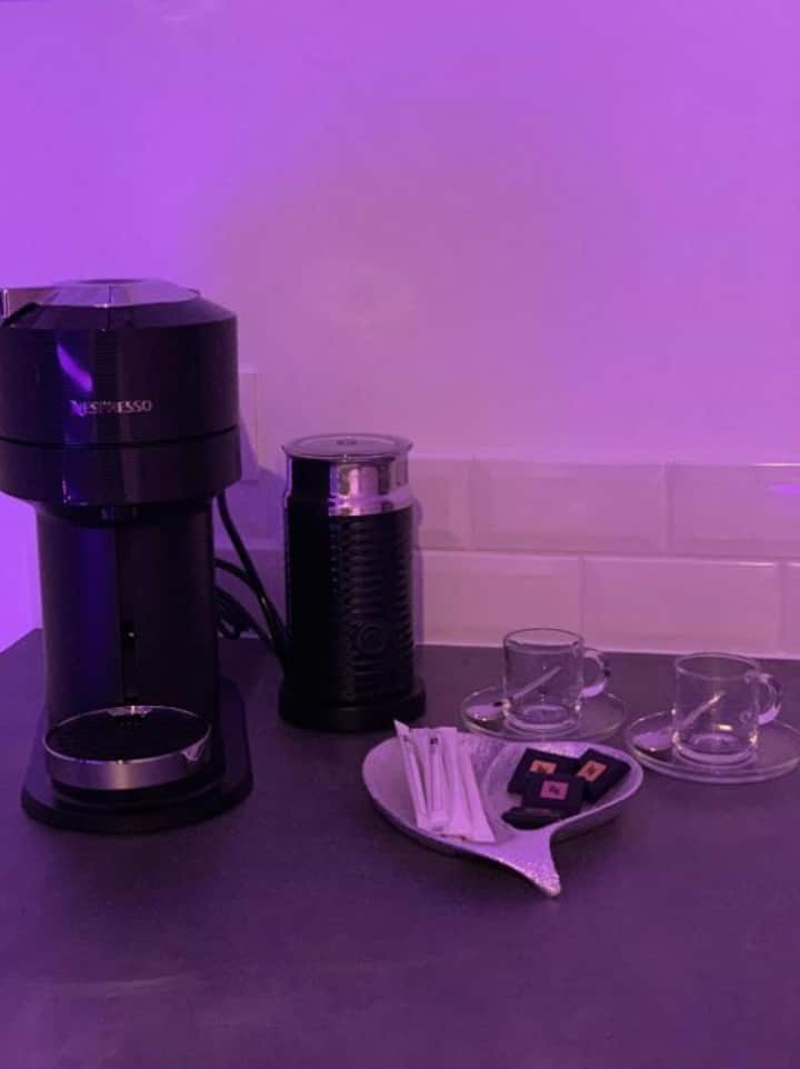 Loft Deliciae -Jacuzzi Romantique, Sauna & Balnéo - Remoulins