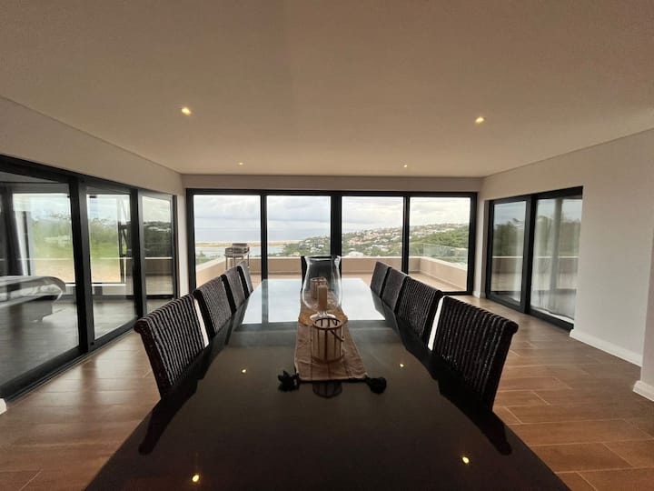 Penthouse No 6 - Plettenberg Bay
