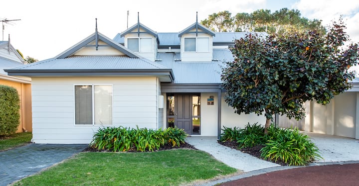 Beachside Villa - Busselton