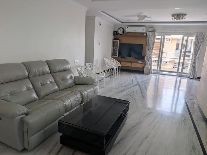 Botanic Serenity With 
 2bhk/2both Kondapur - Hyderabad