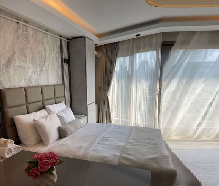 Aymira Apart - Three-bedroom Apartment - Maslak