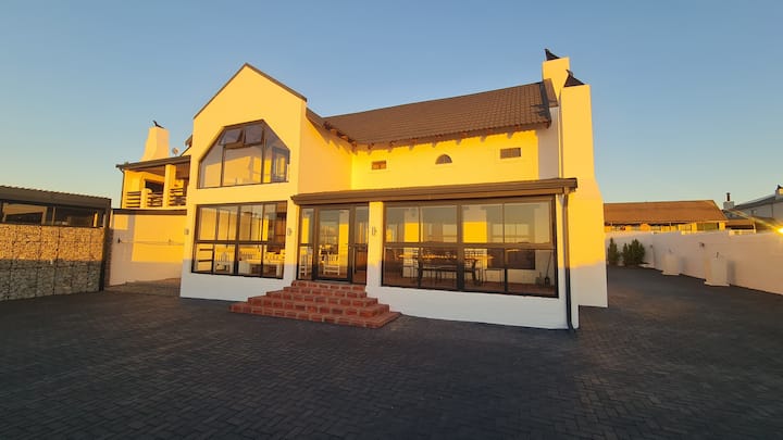 Welwitchia Holiday Home - 8 Sleeper - Langebaan