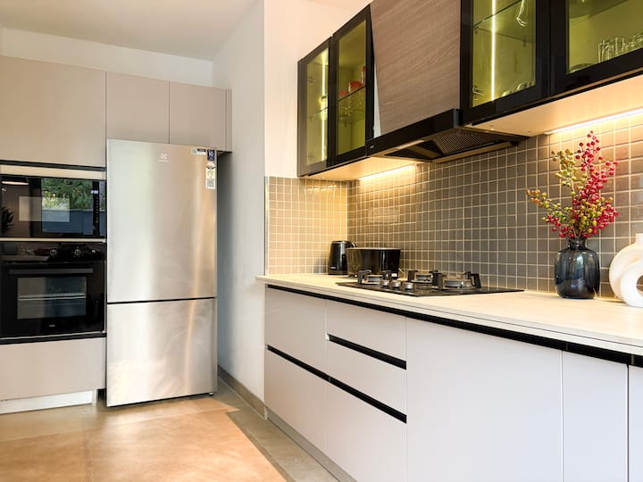 Full kitchen image 3