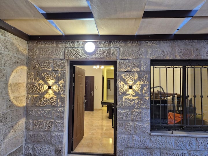 Clean, Cozy & Perfectly Located Stay - Amman