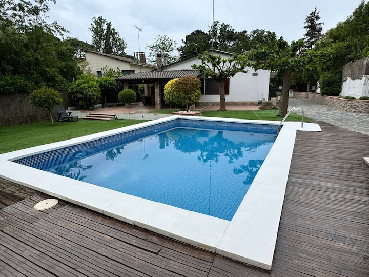 Beautiful Villa With Private Pool - Breda
